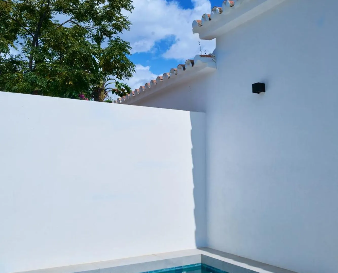 Villa Peman Luxurious Beachside Villa Marbella