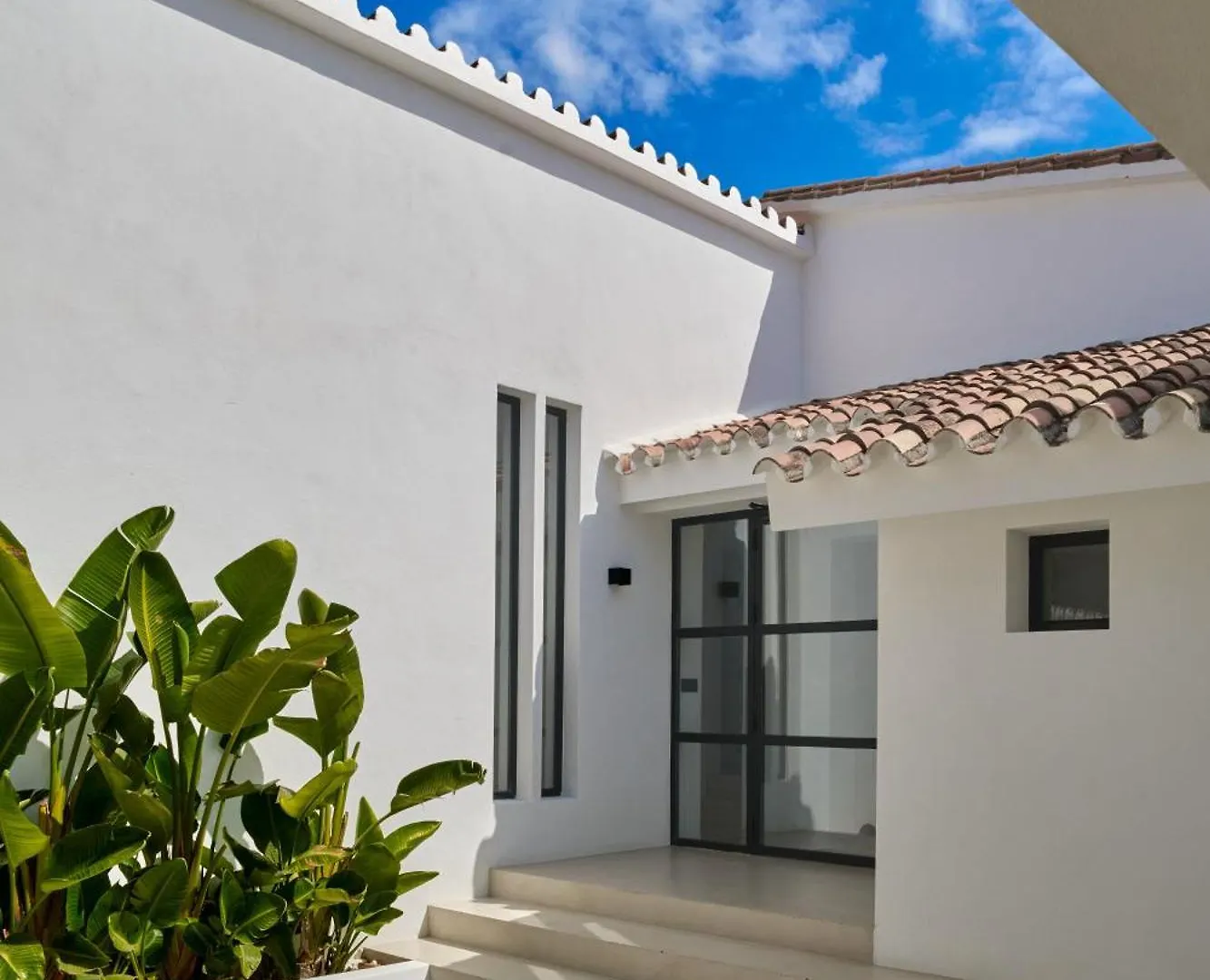 Villa Peman Luxurious Beachside Villa Marbella España