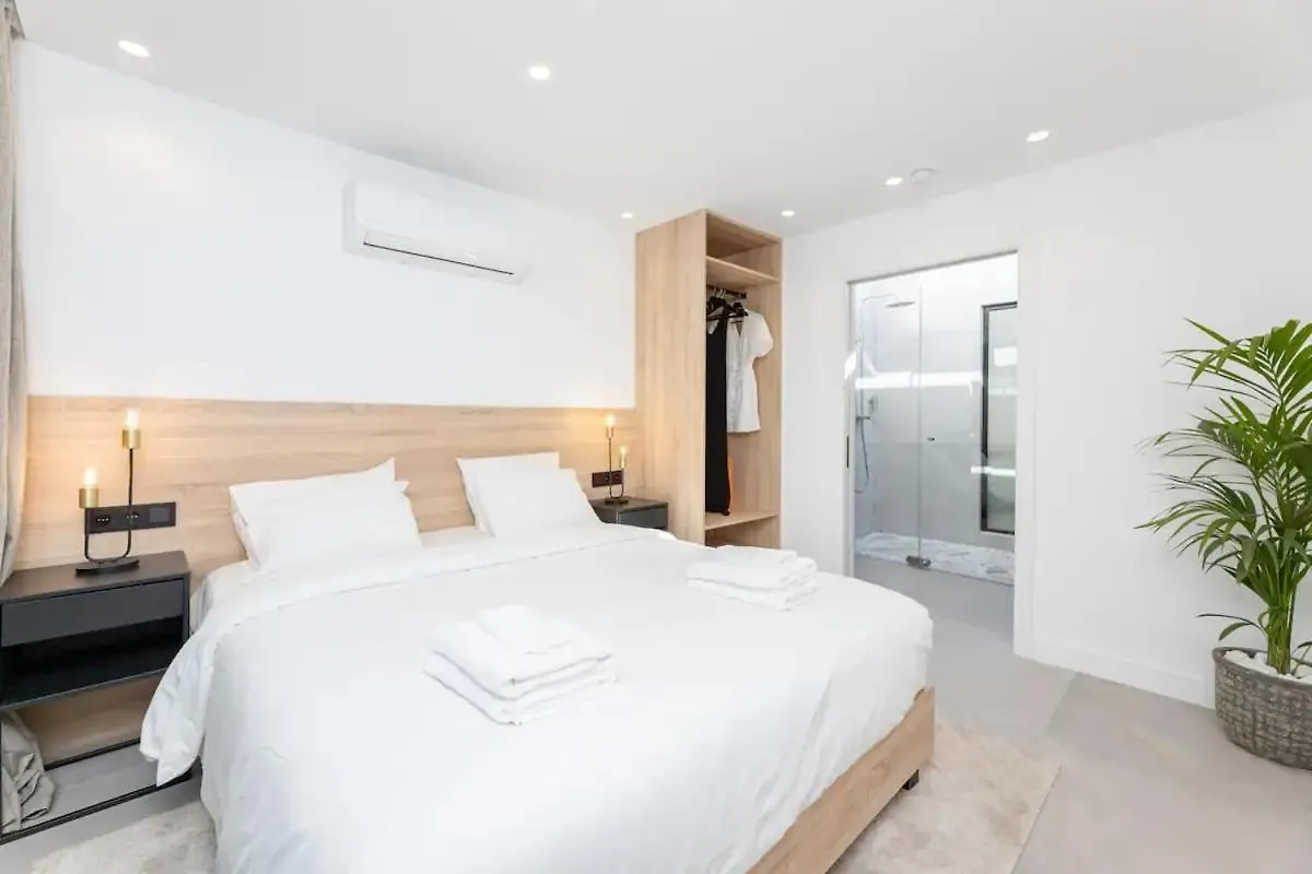 Villa Peman Luxurious Beachside Villa Marbella Spain
