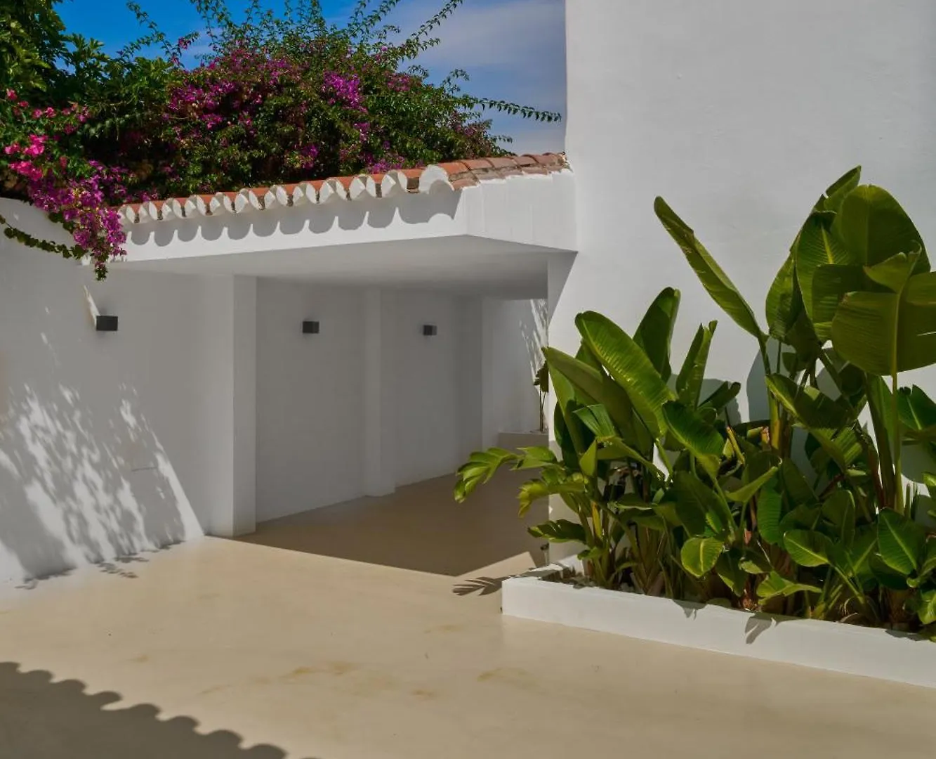 Villa Peman Luxurious Beachside Villa Marbella