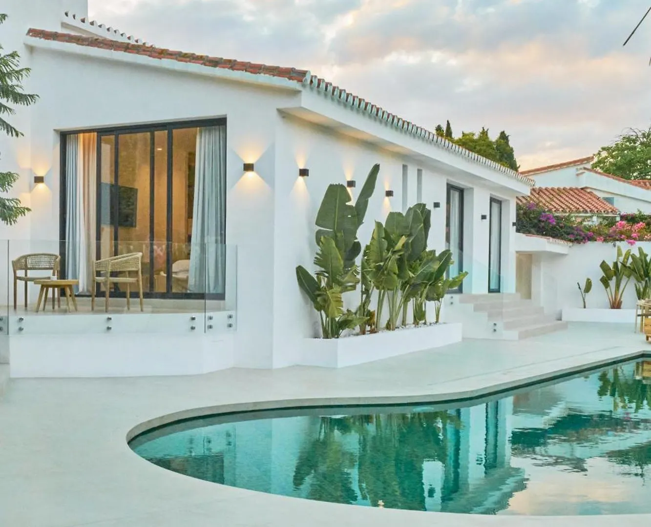 Villa Peman Luxurious Beachside Villa Marbella Spain